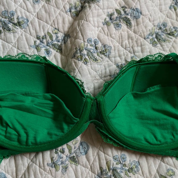 Agent Provocateur Rosele in Green size 36DD - Picture 3 of 5